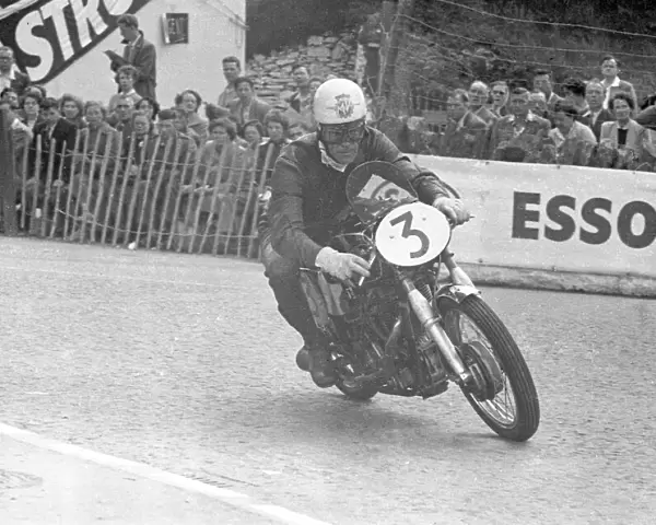 Bill Webster (Velocette) 1953 Lightweight TT