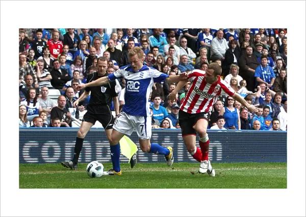 Intense Battle: Larsson vs. Bardsley - Birmingham City vs. Sunderland (Barclays Premier League, 16-04-2011)