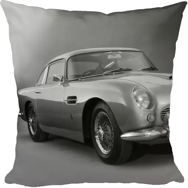 Aston Martin DB5 1964