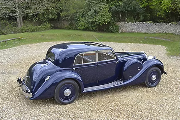 Lagonda V12 Saloon, 1938, Blue, dark