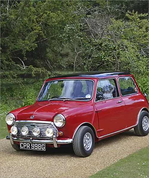 Mini Mini, 1968, Red, black roof