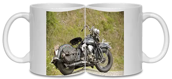 Harley Davidson Panhead Hydraglide Hotrod 1950 black