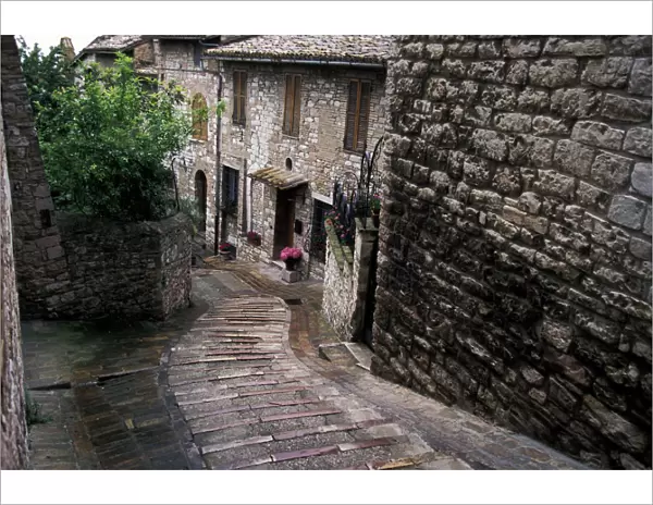 Europe, Italy, Umbria, Assisi. Steep medieval walkway