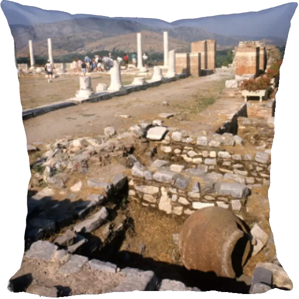 Crete Knossos Ruins Museum in Heraklion Greece