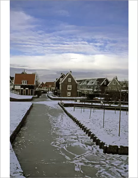 Europe, The Netherlands. Zaanse Schans in winter