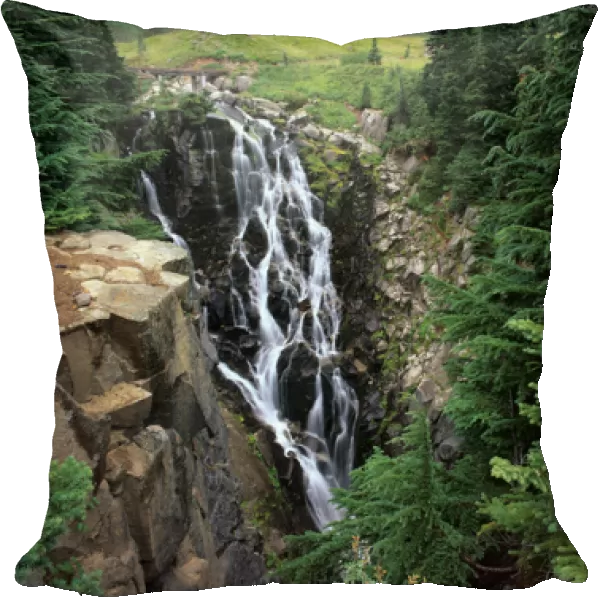 WA, Mt. Rainier NP, Myrtle Falls along Edith Creek