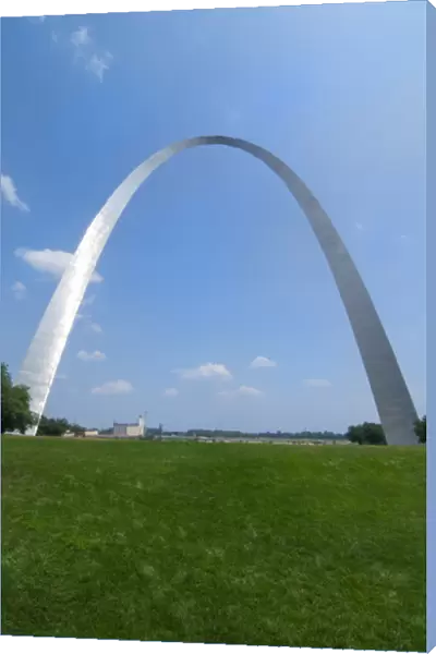 St Louis Missouri The Gateway Arch or St Louis Arch 630 feet high built in 1963 steel