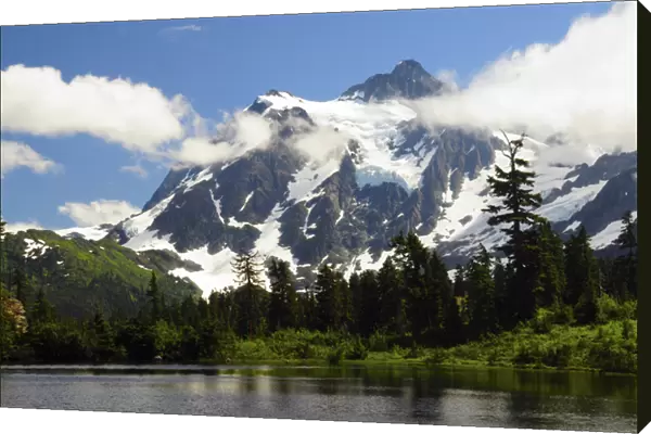 Mount Shuksan from Picture Lake, Mount Baker-Snoqualmie National Forest, Washington, USA