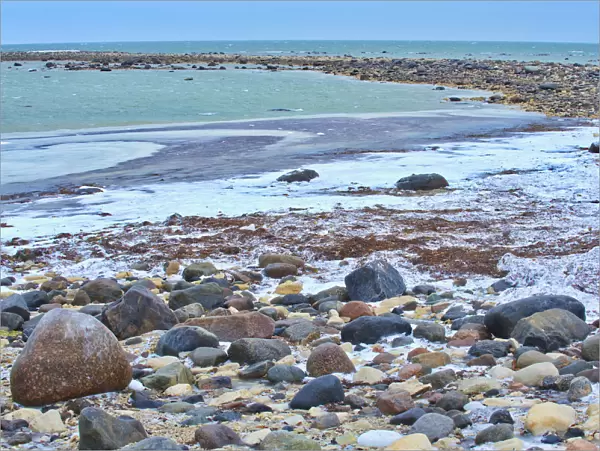 Canada, Manitoba, Churchill. Ice freeze on Hudson Bay coastline