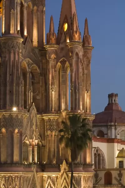 Evening view of San Miguel de Allende, State of Guanajuato, Mexico