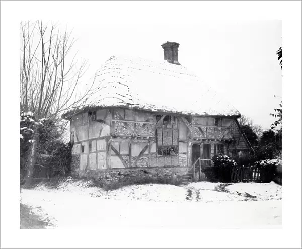 Snow picture at Bignor Old Shop, January 1940