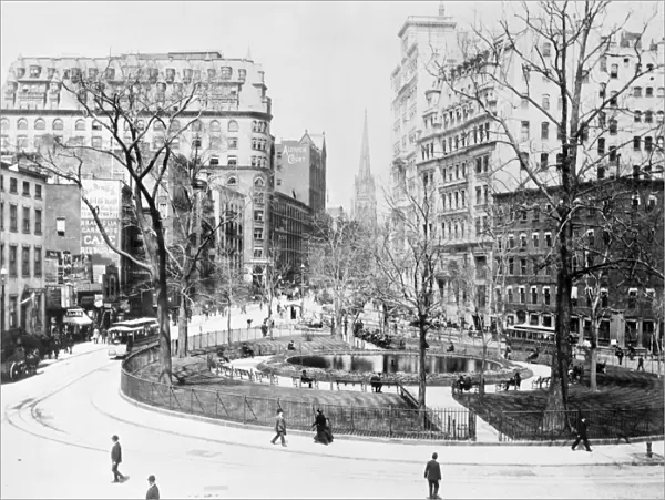 NEW YORK: BOWLING GREEN. View looking north up Broadway from Bowling Green, 1895