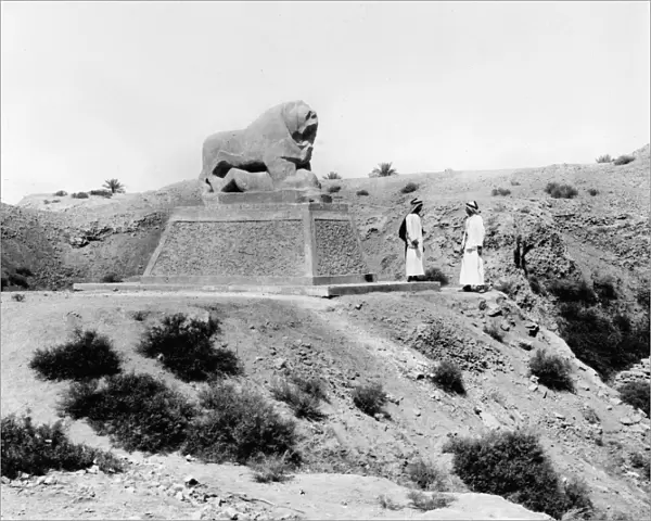 BABYLON: BASALT LION. Basalt statue of a lion marking the location of the prophet Daniels den