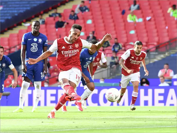 Arsenal's Aubameyang Scores FA Cup-Winning Penalty in Empty Wembley