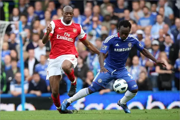 Abou Diaby (Arsenal) Michael Essien (Chelsea). Chelsea 2: 0 Arsenal. Barclays Premier League