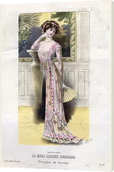 French Fashion 1909 1900s Spain cc womens dresses fans
