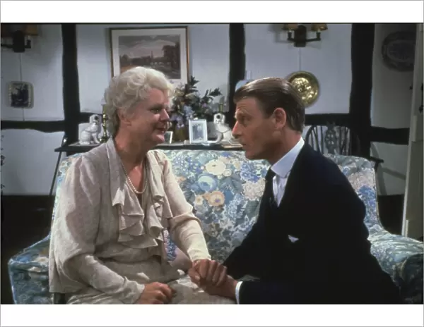 Angela Lansbury and Edward Fox in The Mirror Crack d (1980)