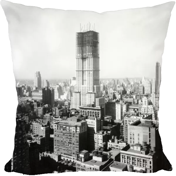 Empire State Building under construction, New York