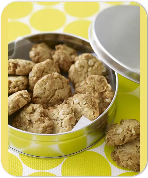Tin of Anzac biscuits, made with oatmeal