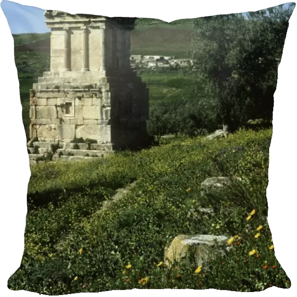 Tunisia, Dougga, Massinissa mausoleum