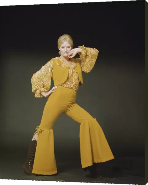 1970 Fashion Pose