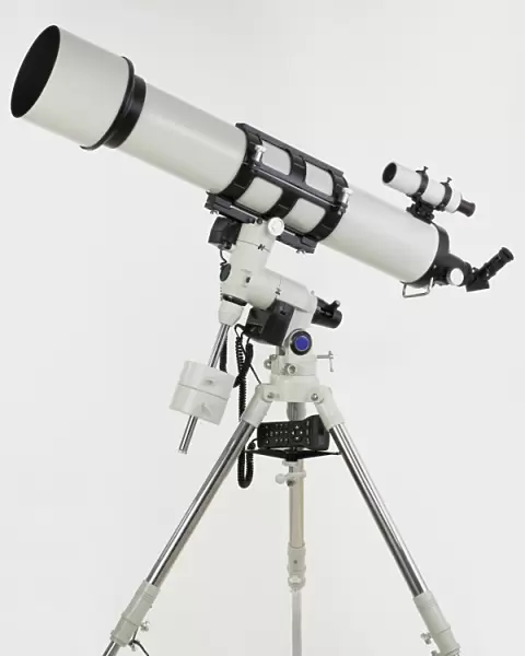 Refracting telescope