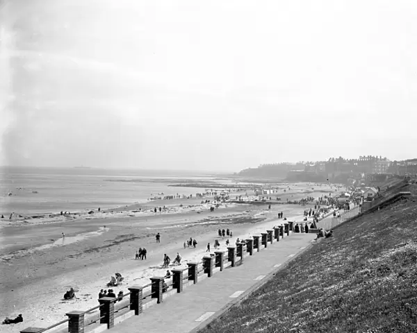 The beach and promenade at Whitley Bay, Northumberland. 1928