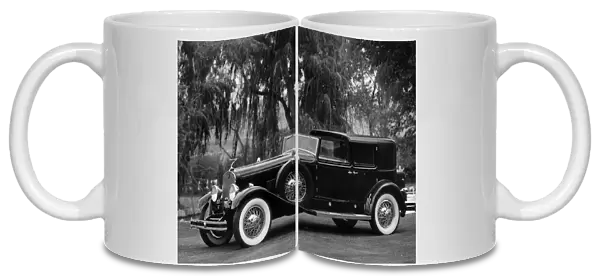 Du Pont 1930 Royal Town Car
