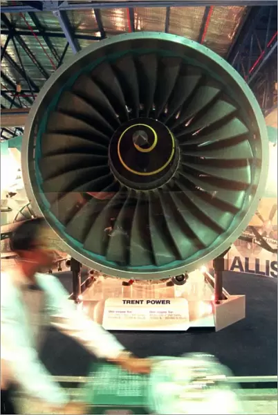 Singapore-Aerospace 96, Trent-Rolls Royce