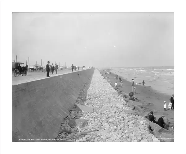 Seawall and beach, Galveston, Texas, 1910-20 (b  /  w photo)