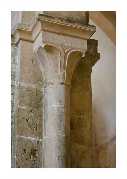 Abbey of Fontenay. Capital inside the church of Fontenay (photography)
