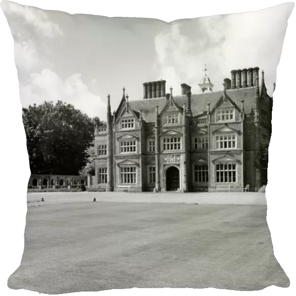 Heydon Hall, from 100 Favourite Houses (b / w photo)