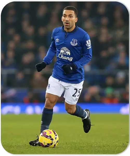 Aaron Lennon in Action: Everton vs Liverpool - Barclays Premier League Rivalry at Goodison Park