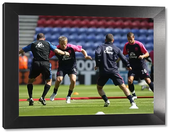 Everton Players Gear Up for Kick-off: Wigan Athletic vs. Everton, Barclays Premier League (30 April 2011)
