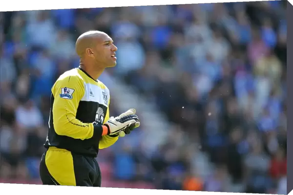Tim Howard in Action: Everton vs. Wigan Athletic, Barclays Premier League (30 April 2011)