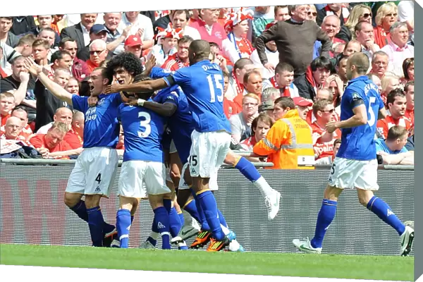 Jelavic's Stunner: Everton's FA Cup Semi-Final Thriller Opener vs. Liverpool at Wembley