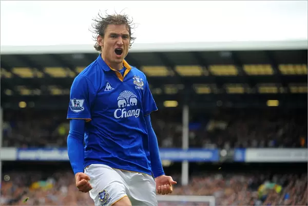 Jelavic's Thrilling Penalty: Everton's Victory Kickoff Against Fulham (April 28, 2012, Goodison Park)