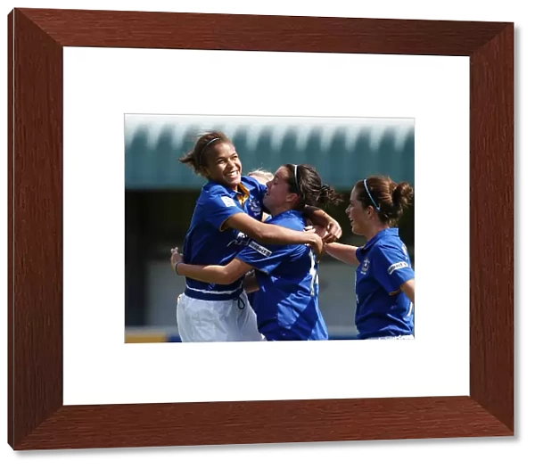 Everton Ladies: Celebrating Gwen Harries Goal Against Lincoln Ladies in FA WSL Action (06 May 2012)
