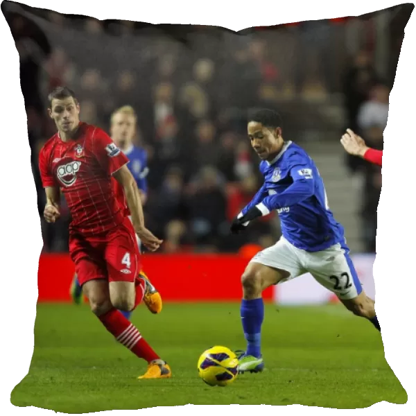 Battle for Possession: Pienaar's Tussle with Hooiveld and Schneiderlin - Everton vs Southampton (0-0, January 2013)