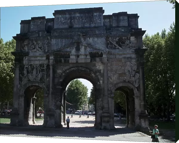 Triumphal Arch of Orange, 1st century