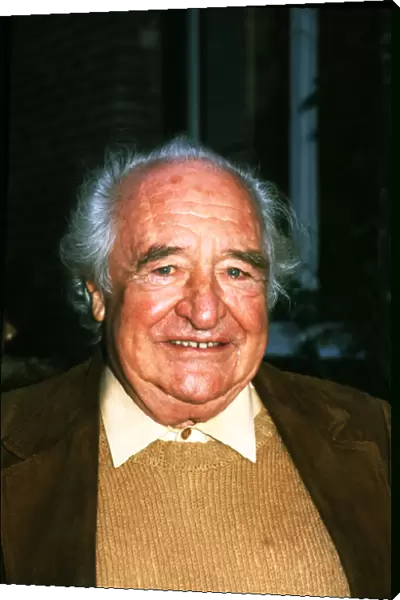 Gabriel Celaya (1911-1991), Spanish poet and writer, photo 1987