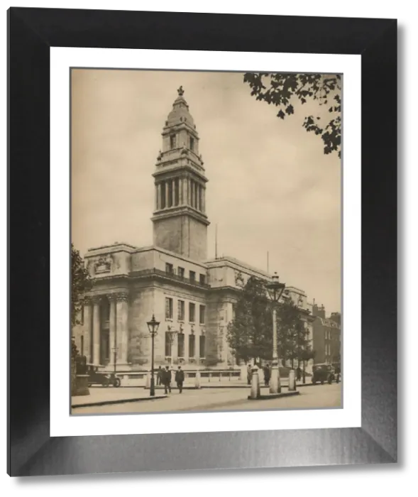 Framed Print : Heritage Images Print: Marylebone Town Hall, c1920 Framed Print : Heritage Images Print: Marylebone Town Hall, c1920