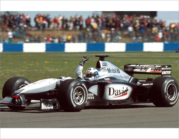 Formula One World Championship: David Coulthard Mclaren MP4-15 wins