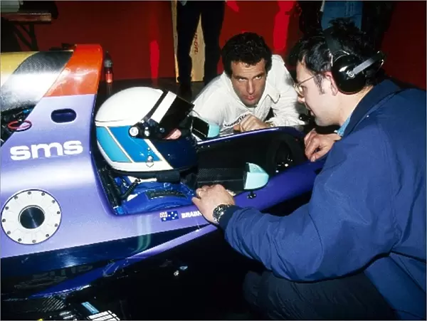 Formula One World Championship: David Brabham in the Simtek S941 talks with team mate Roland Ratzenberger and Nick Wirth Simtek Team Principal