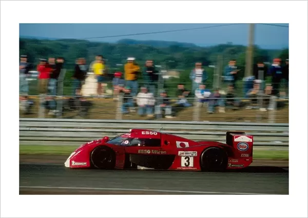 Le Mans 24 Hours: Ukyo Katayama  /  Toshio Suzuki  /  Keiichi Tsuchiya Toyota GT-One TS020 finised in 2nd place