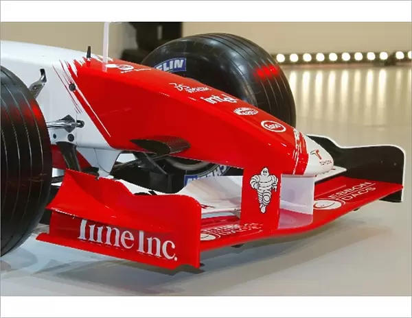 Toyota Racing TF104 Launch: Front nose and wing detail of the new Toyota TF104