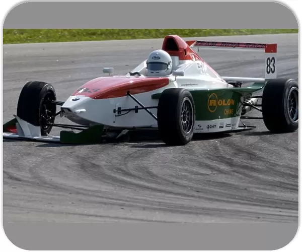 Formula BMW Asia: Radjvirdhan Vijayakumar loses his front wing