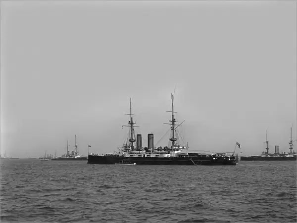 negative 1900, Victorian era. Victorian Navy colours, before the introduction of Battleship Grey & funnel bands to aid identification of individual ships within a class. Centre foreground: 'Formidable'Class Battleship, class of 3 ships, completed 1901-1902. Right: A 'Royal Sovereign'Class Battleship, class of 7 ships, completed 1892-1894. Left: An 'Admiral'Class Battleship, class of 5 ships, all completed 1888-1889 Spithead Naval review 1902