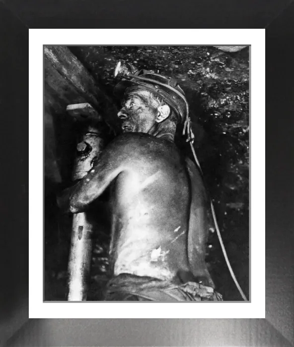 Framed Print : Miner setting a prop at Rossington Colliery, April 1970 Print Framed Print : Miner setting a prop at Rossington Colliery, April 1970 Print