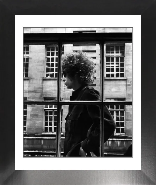Framed Print : Bob Dylan in London Print, 3rd May 1966 (00086) Framed Print : Bob Dylan in London Print, 3rd May 1966 (00086)